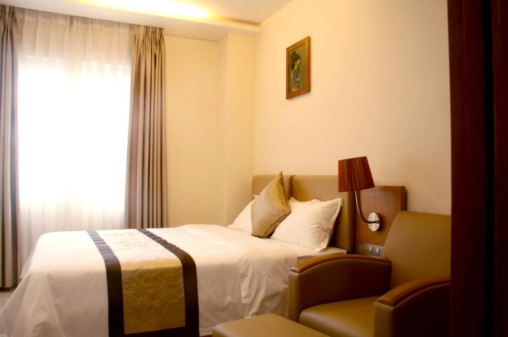 Gia Vien Hotel Хошимин Стая снимка
